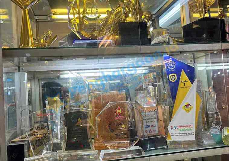 Rak Katalog Penghargaan.id