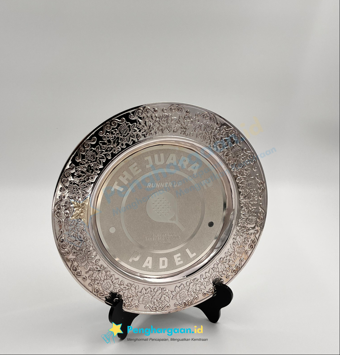 plakat kejuaraan the juara 2 padel tennis (silver)