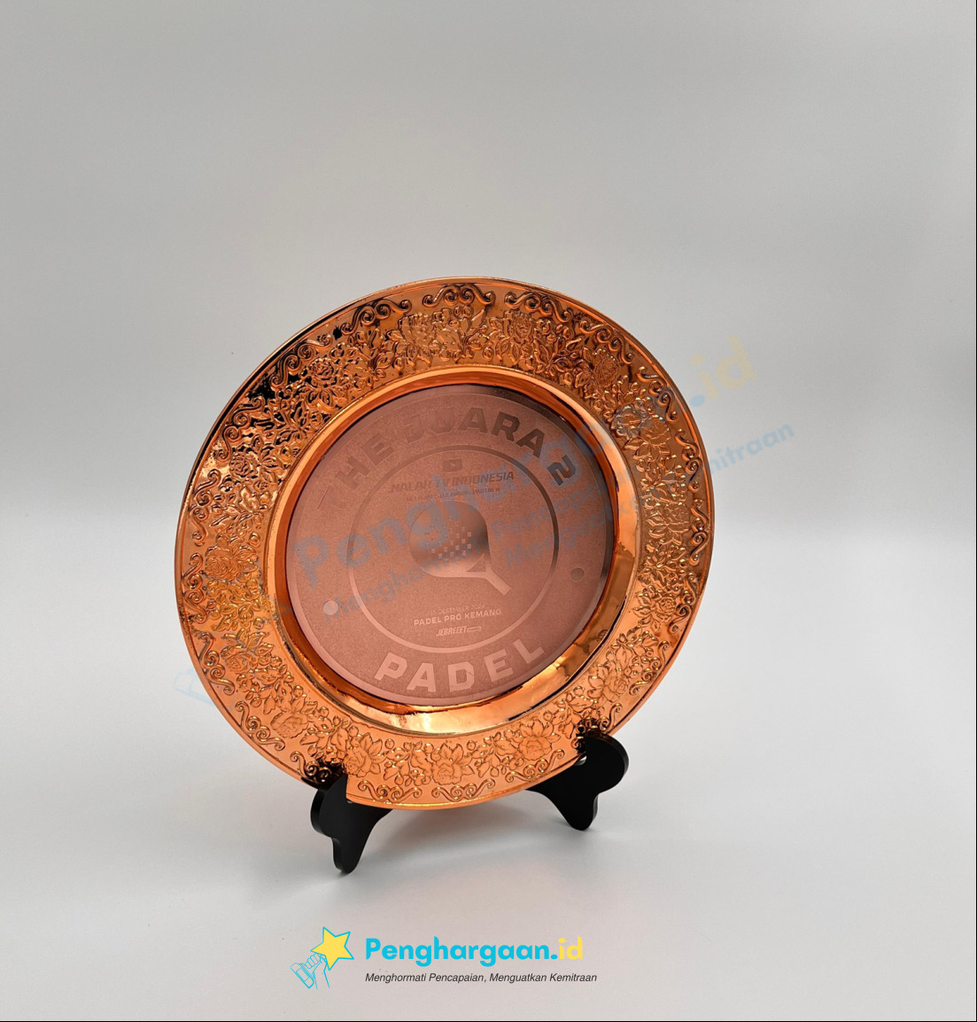 plakat kejuaraan the juara 2 padel tennis (bronze)